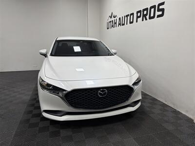 2022 Mazda Mazda3 Sedan Select   - Photo 4 - West Bountiful, UT 84087