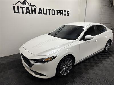2022 Mazda Mazda3 Sedan Select   - Photo 6 - West Bountiful, UT 84087