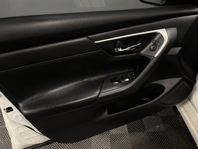 2018 Nissan Altima 2.5 SR   - Photo 10 - West Bountiful, UT 84087