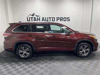 2016 Toyota Highlander XLE - Photo 2 - West Bountiful, UT 84087