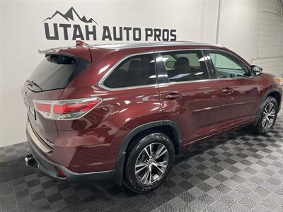 2016 Toyota Highlander XLE - Photo 3 - West Bountiful, UT 84087