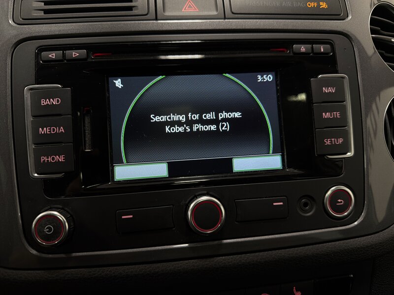 2013 Volkswagen Tiguan SE 4Motion - Photo 16 - West Bountiful, UT 84087