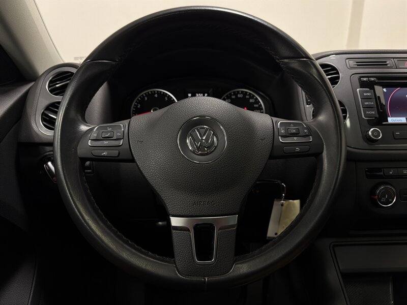 2013 Volkswagen Tiguan SE 4Motion - Photo 17 - West Bountiful, UT 84087
