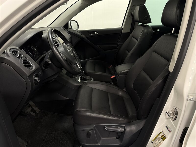 2013 Volkswagen Tiguan SE 4Motion - Photo 12 - West Bountiful, UT 84087
