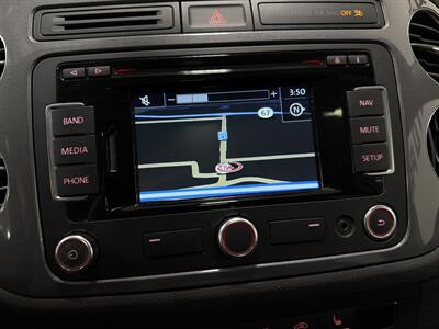 2013 Volkswagen Tiguan SE 4Motion - Photo 15 - West Bountiful, UT 84087