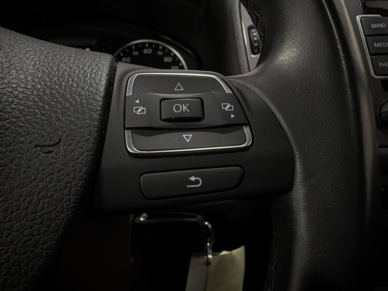 2013 Volkswagen Tiguan SE 4Motion - Photo 18 - West Bountiful, UT 84087