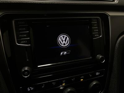 2018 Volkswagen Passat 2.0 T R   - Photo 14 - West Bountiful, UT 84087