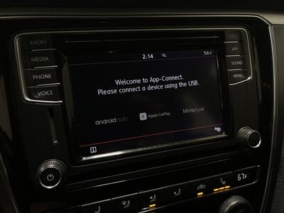 2018 Volkswagen Passat 2.0 T R   - Photo 16 - West Bountiful, UT 84087
