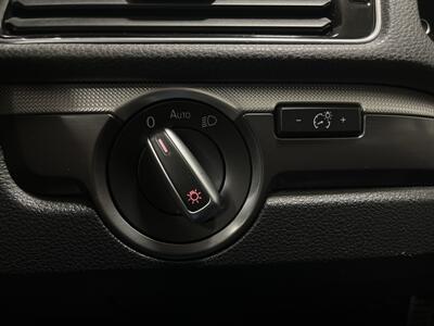 2018 Volkswagen Passat 2.0 T R   - Photo 22 - West Bountiful, UT 84087