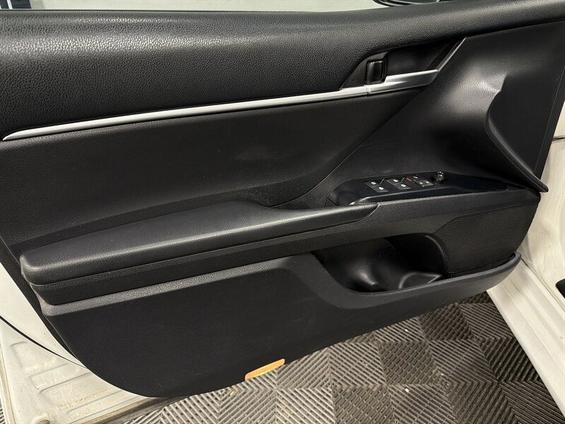 2018 Toyota Camry LE - Photo 11 - West Bountiful, UT 84087