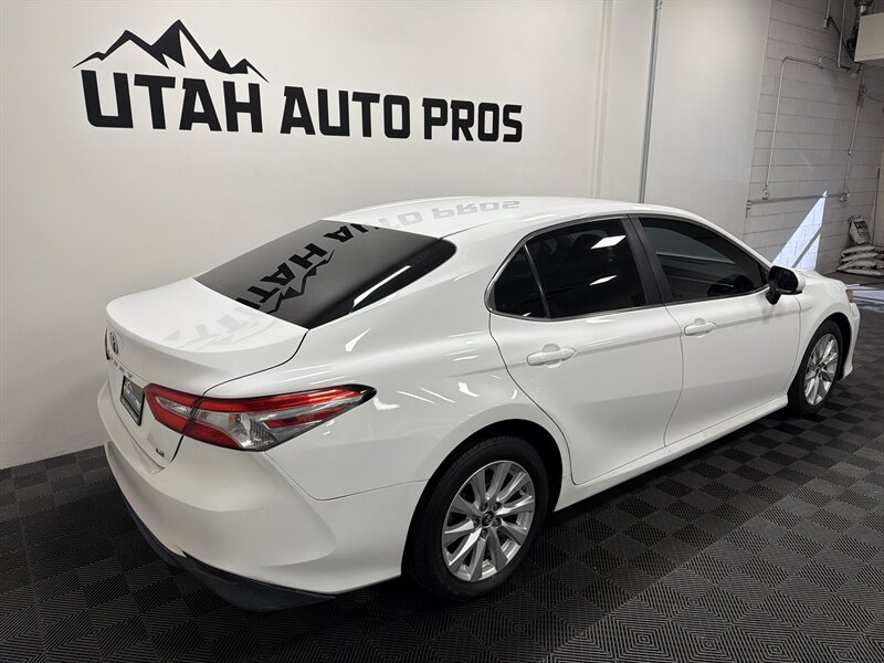 2018 Toyota Camry LE - Photo 3 - West Bountiful, UT 84087