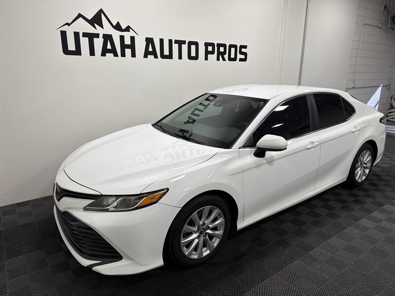 2018 Toyota Camry LE - Photo 5 - West Bountiful, UT 84087