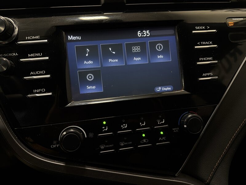 2018 Toyota Camry LE - Photo 16 - West Bountiful, UT 84087