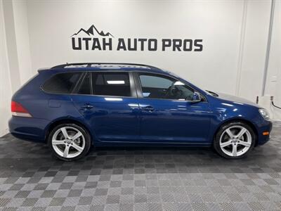 2012 Volkswagen Jetta SportWagen S PZEV   - Photo 2 - West Bountiful, UT 84087