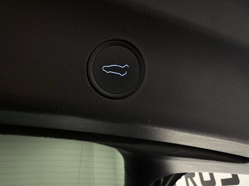 2022 Tesla Model Y Long Range - Photo 11 - West Bountiful, UT 84087