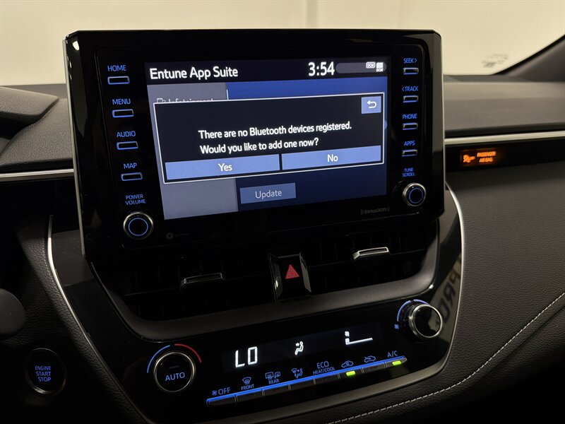 2021 Toyota Corolla Hatchback SE - Photo 19 - West Bountiful, UT 84087