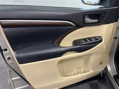 2014 Toyota Highlander Limited   - Photo 19 - West Bountiful, UT 84087