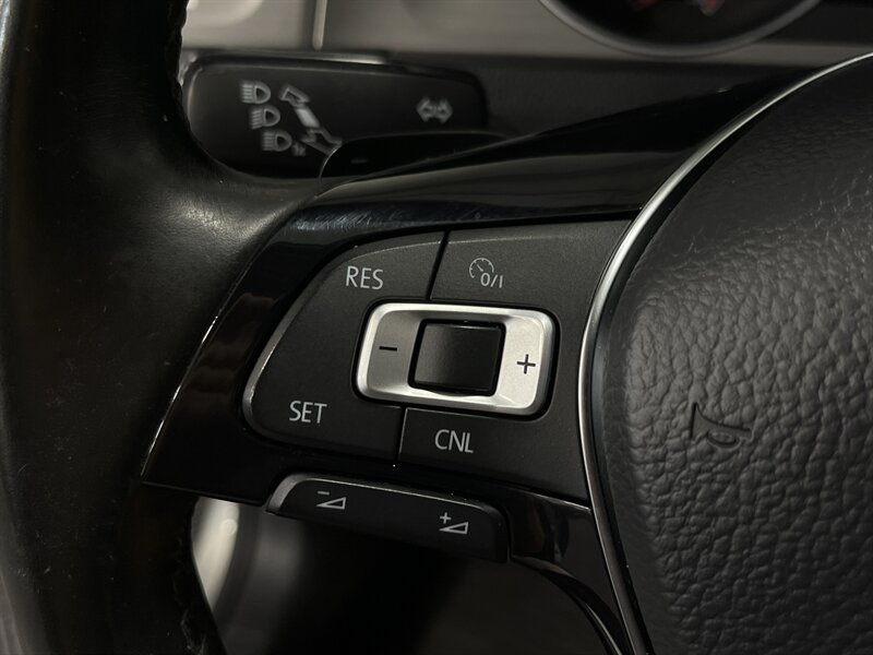 2017 Volkswagen Golf TSI Wolfsburg Editio - Photo 22 - West Bountiful, UT 84087