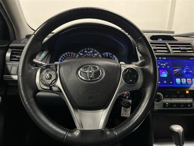 2014 Toyota Camry SE   - Photo 19 - West Bountiful, UT 84087