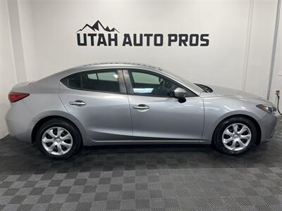 2015 Mazda Mazda3 i Sport - Photo 2 - West Bountiful, UT 84087