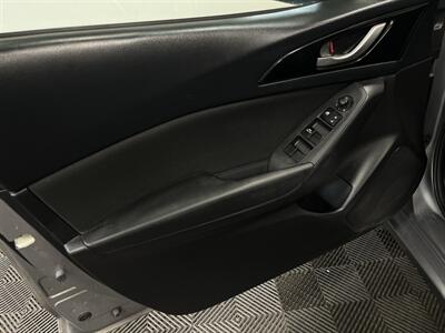 2015 Mazda Mazda3 i Sport - Photo 12 - West Bountiful, UT 84087