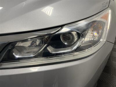 2016 Honda Accord EX-L w/Navi w/Honda   - Photo 6 - West Bountiful, UT 84087