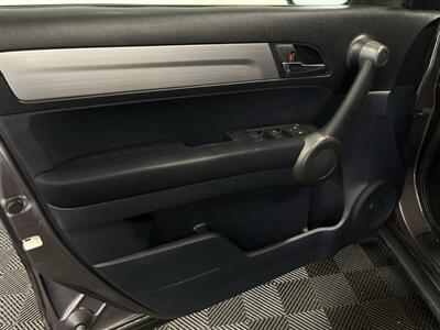 2011 Honda CR-V SE   - Photo 12 - West Bountiful, UT 84087