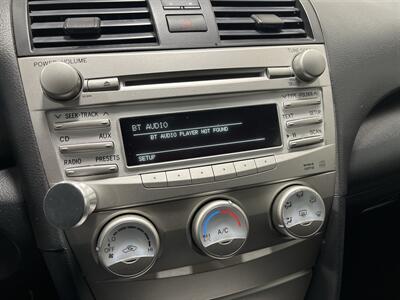 2011 Toyota Camry SE V6 - Photo 17 - West Bountiful, UT 84087