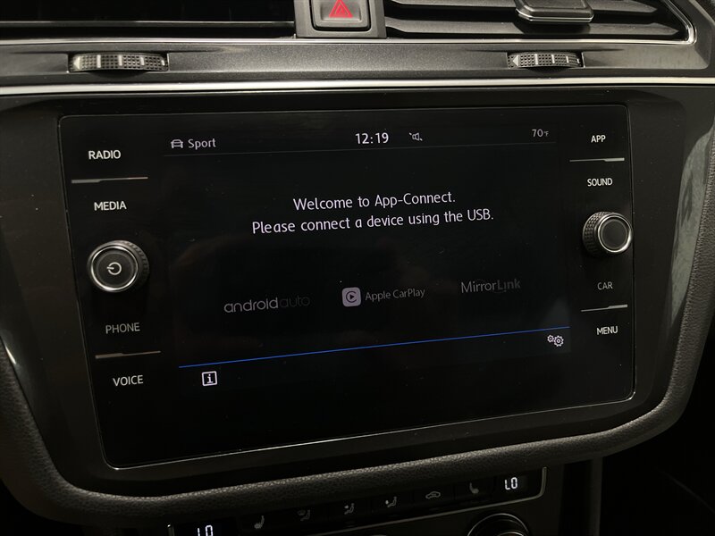 2018 Volkswagen Tiguan 2.0T SE 4Motion - Photo 18 - West Bountiful, UT 84087