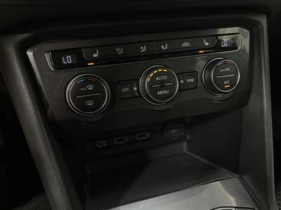 2018 Volkswagen Tiguan 2.0T SE 4Motion - Photo 17 - West Bountiful, UT 84087
