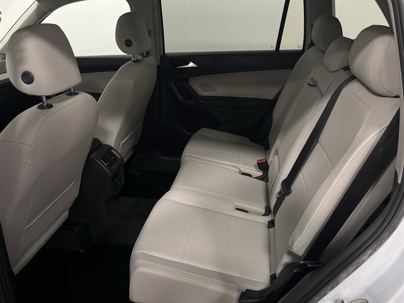 2018 Volkswagen Tiguan 2.0T SE 4Motion - Photo 11 - West Bountiful, UT 84087