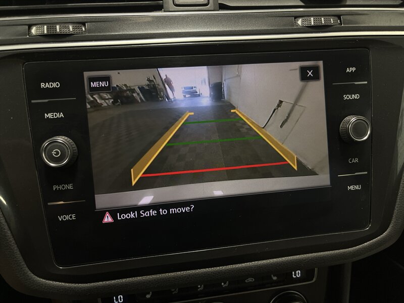 2018 Volkswagen Tiguan 2.0T SE 4Motion - Photo 19 - West Bountiful, UT 84087