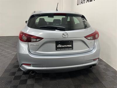 2018 Mazda Mazda3 Touring   - Photo 9 - West Bountiful, UT 84087