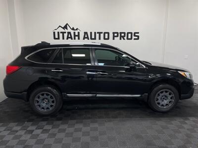 2017 Subaru Outback 2.5i Touring   - Photo 2 - West Bountiful, UT 84087