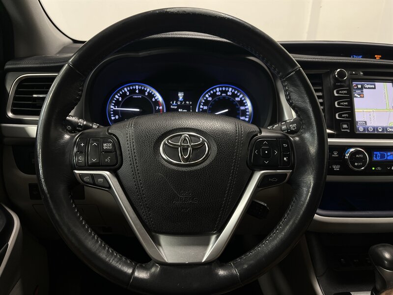 2015 Toyota Highlander Limited - Photo 24 - West Bountiful, UT 84087