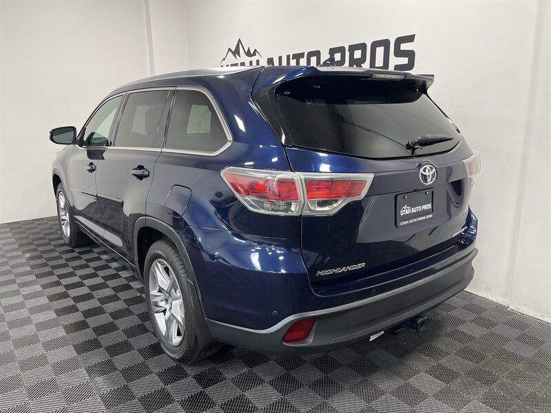 2015 Toyota Highlander Limited - Photo 8 - West Bountiful, UT 84087