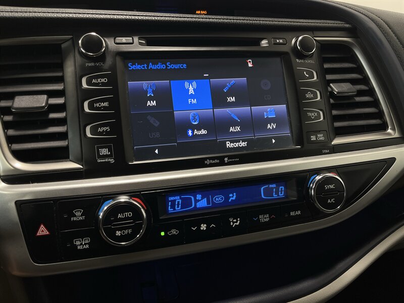 2015 Toyota Highlander Limited - Photo 19 - West Bountiful, UT 84087