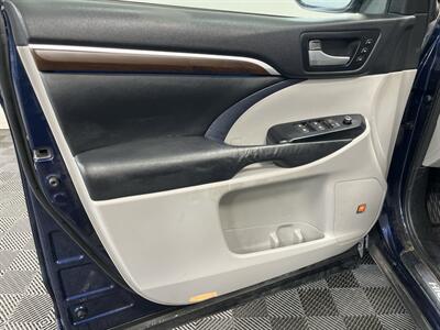 2015 Toyota Highlander Limited - Photo 14 - West Bountiful, UT 84087