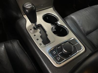 2013 Jeep Grand Cherokee Laredo   - Photo 12 - West Bountiful, UT 84087