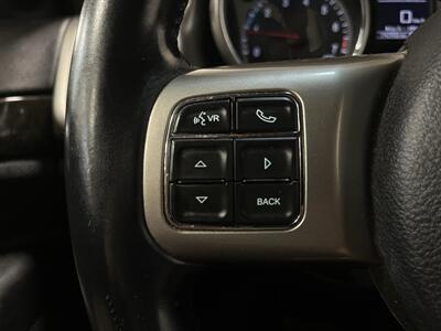 2013 Jeep Grand Cherokee Laredo   - Photo 20 - West Bountiful, UT 84087