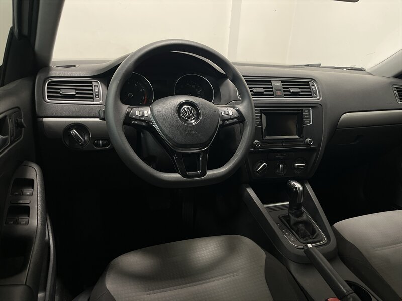 2017 Volkswagen Jetta 1.4T S - Photo 10 - West Bountiful, UT 84087