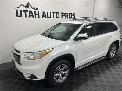 2014 Toyota Highlander XLE   - Photo 6 - West Bountiful, UT 84087
