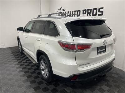 2014 Toyota Highlander XLE   - Photo 8 - West Bountiful, UT 84087