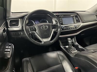 2014 Toyota Highlander XLE   - Photo 13 - West Bountiful, UT 84087