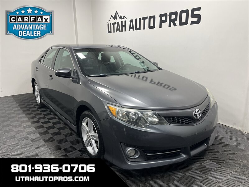 2013 Toyota Camry SE   - Photo 1 - West Bountiful, UT 84087
