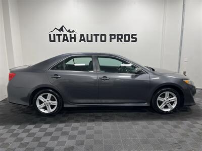 2013 Toyota Camry SE   - Photo 2 - West Bountiful, UT 84087