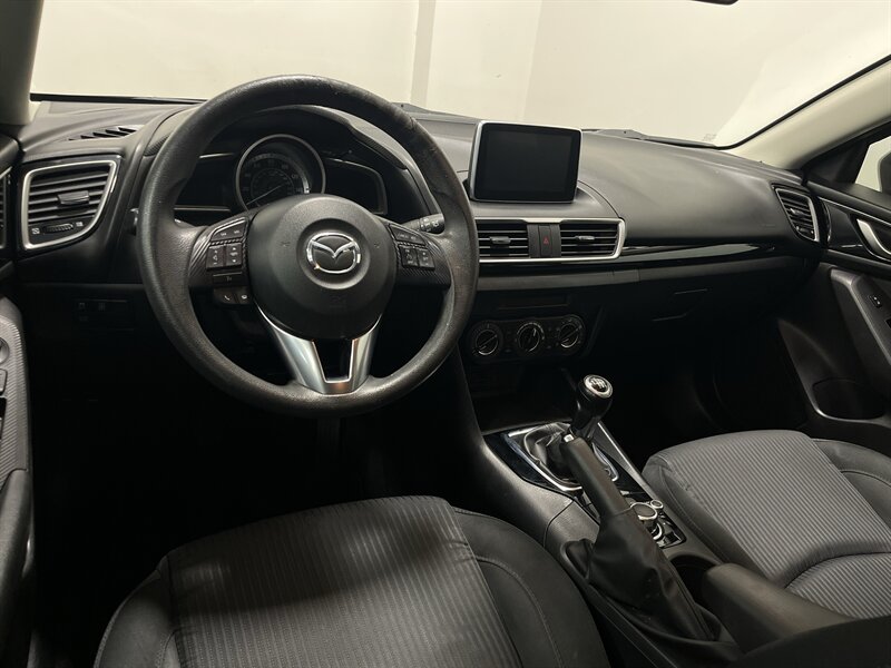 2016 Mazda Mazda3 i Sport - Photo 11 - West Bountiful, UT 84087