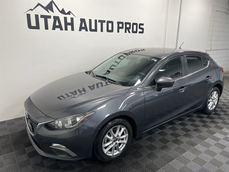2016 Mazda Mazda3 i Sport - Photo 5 - West Bountiful, UT 84087