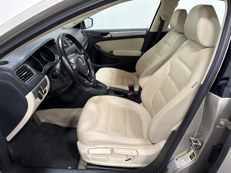 2016 Volkswagen Jetta 1.4T SE - Photo 12 - West Bountiful, UT 84087