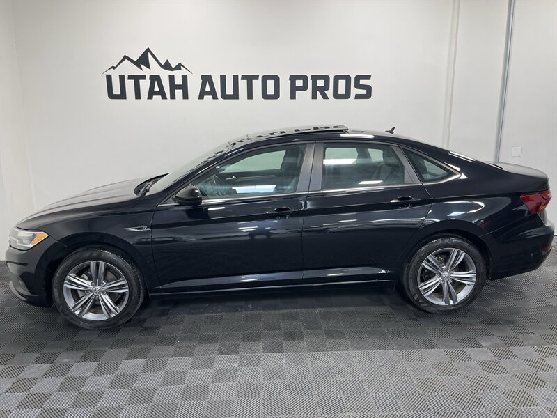 2019 Volkswagen Jetta R-Line - Photo 10 - West Bountiful, UT 84087